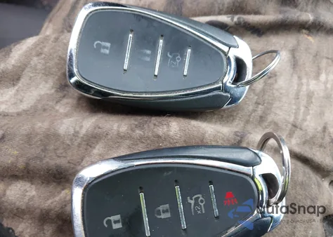 2018 Chevrolet Malibu Lt из США, поврежденный, VIN 1G1ZD5ST4JF233337